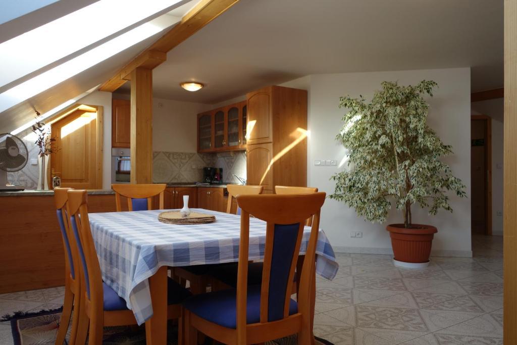 Apartmány Arnika Horní Planá Exterior foto