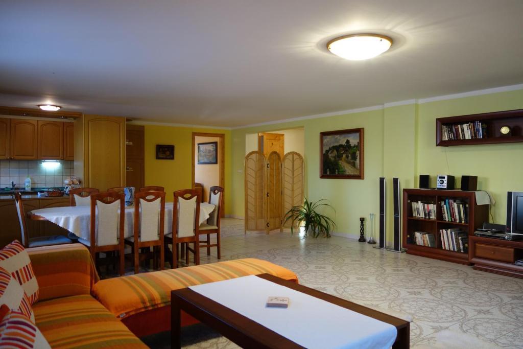 Apartmány Arnika Horní Planá Exterior foto